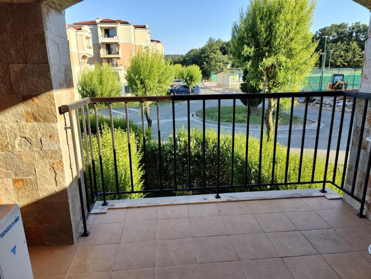 Green Life Private Apartments Созополь Экстерьер фото