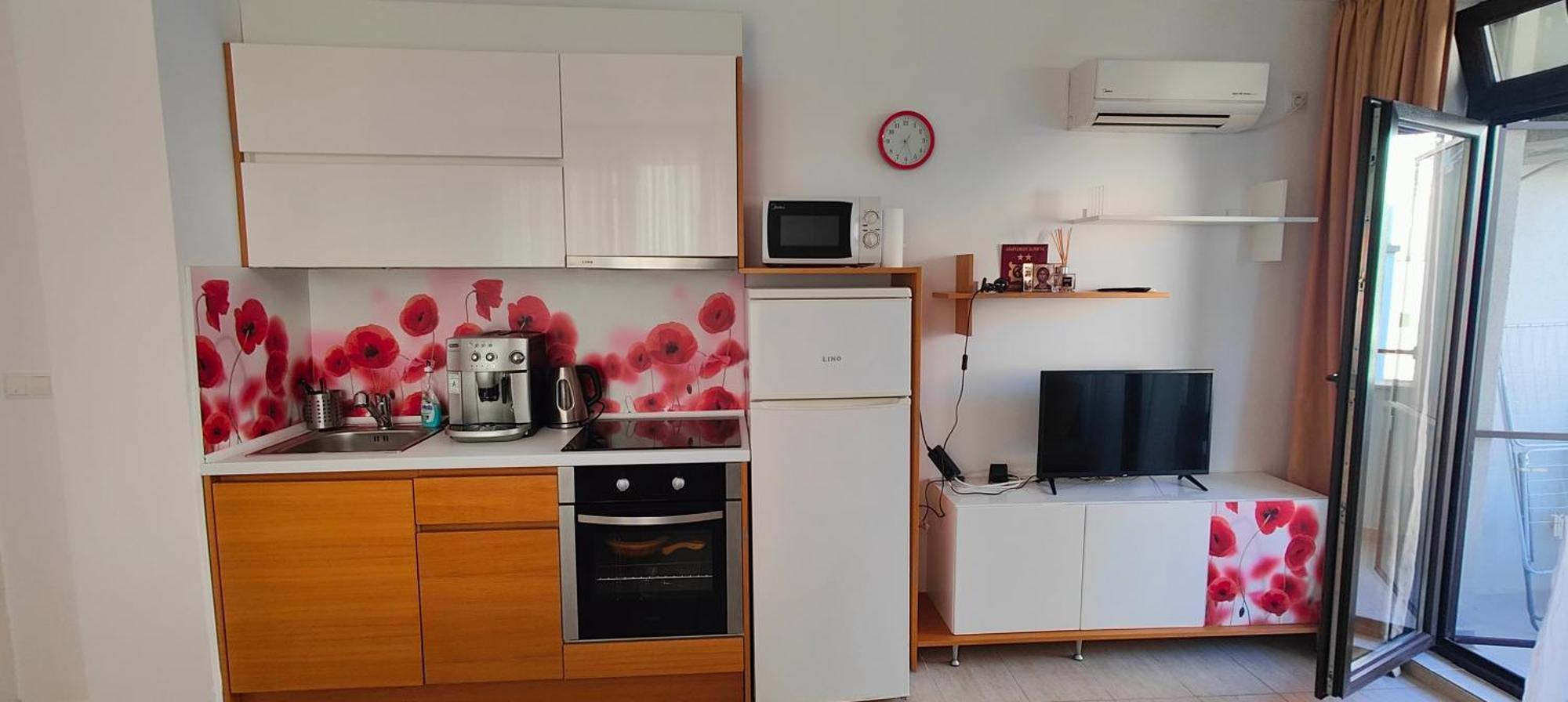 Green Life Private Apartments Созополь Экстерьер фото
