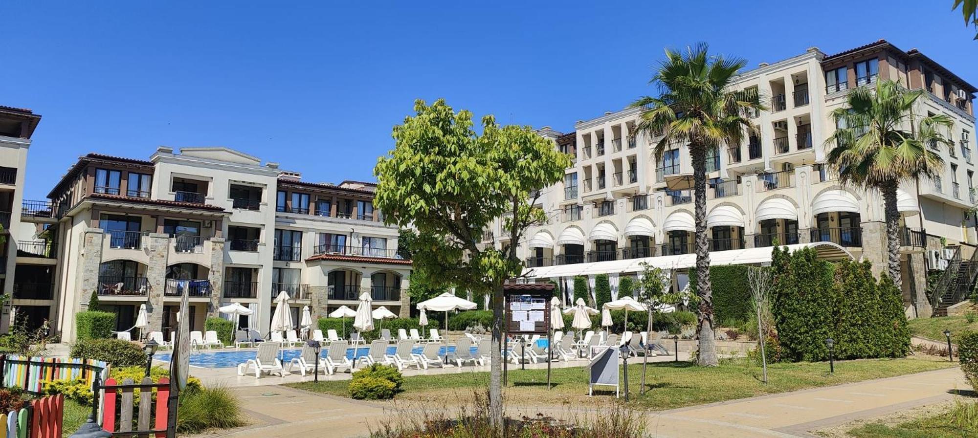 Green Life Private Apartments Созополь Экстерьер фото